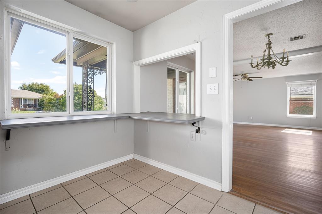 1246103 Property Photo 4
