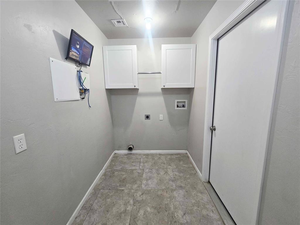2851 Cobalt Court Nw Property Photo 8