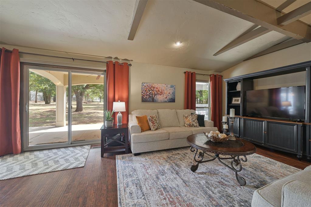 11416 Wolf Creek Road Property Photo 6