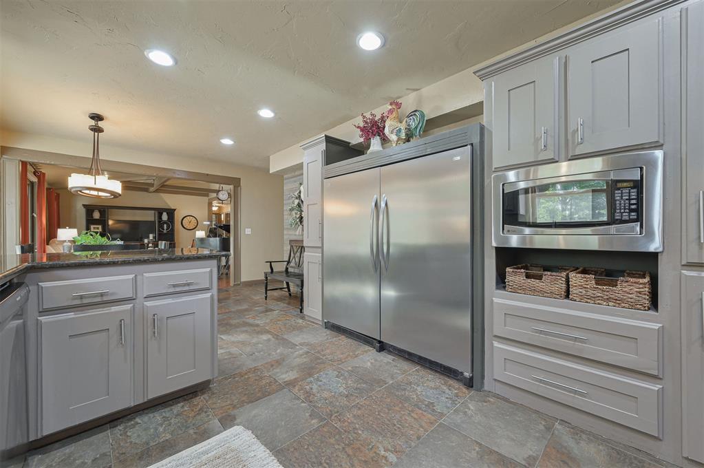 11416 Wolf Creek Road Property Photo 13