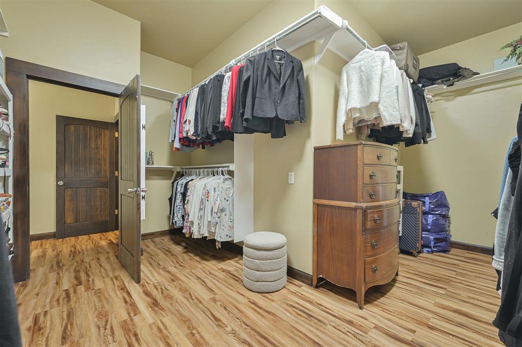 11416 Wolf Creek Road Property Photo 22