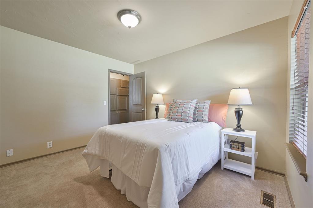 11416 Wolf Creek Road Property Photo 36