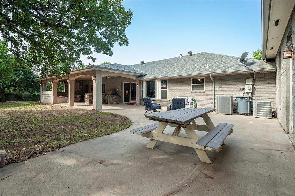 11416 Wolf Creek Road Property Photo 44
