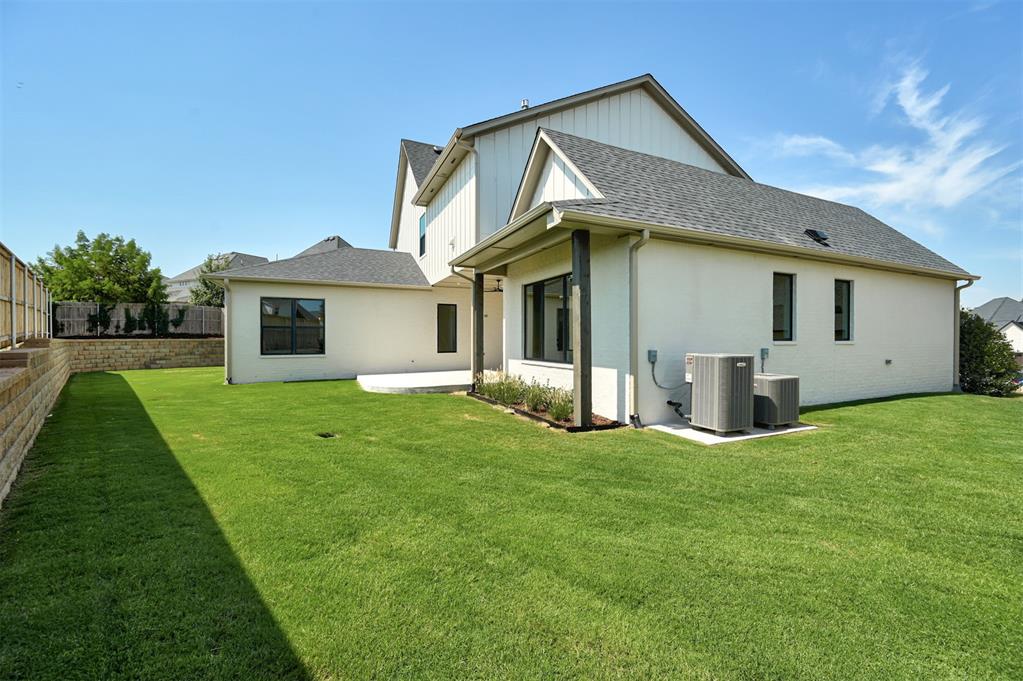 2432 Amante Court Property Photo 37
