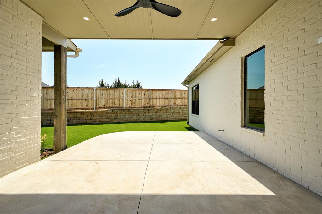 2432 Amante Court Property Photo 38
