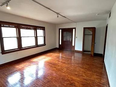 1414 N Drexel Boulevard Property Photo 3