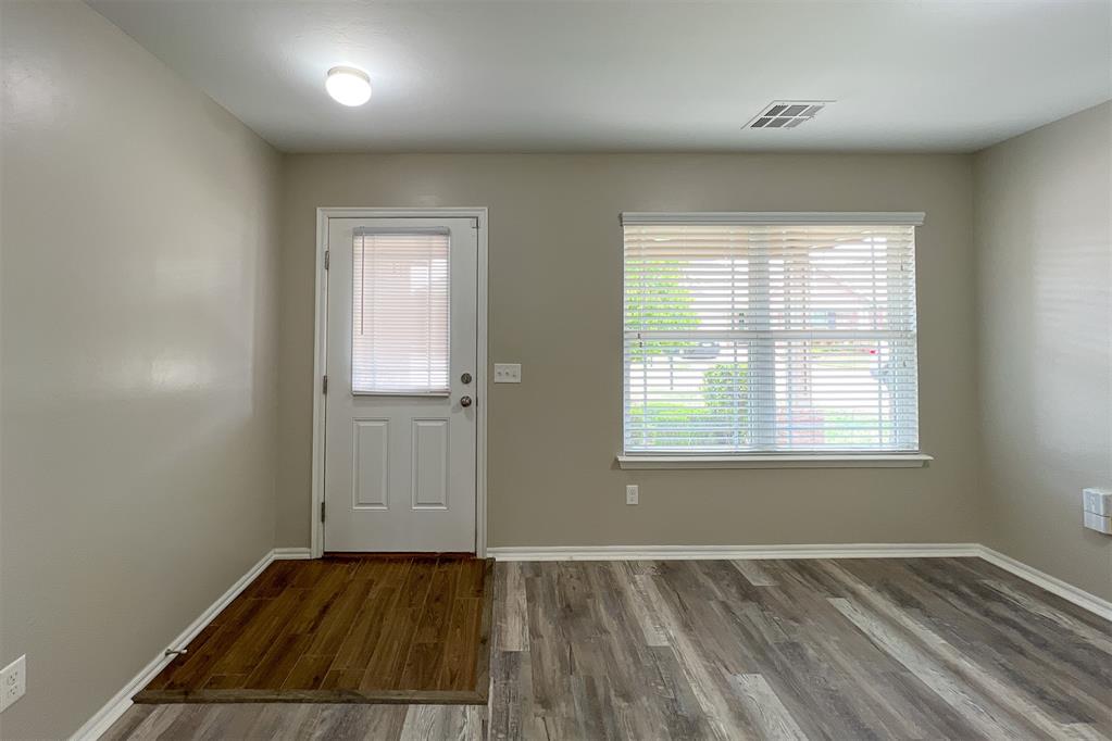 737 Christian Lane Property Photo 3