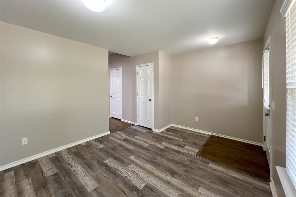 737 Christian Lane Property Photo 4