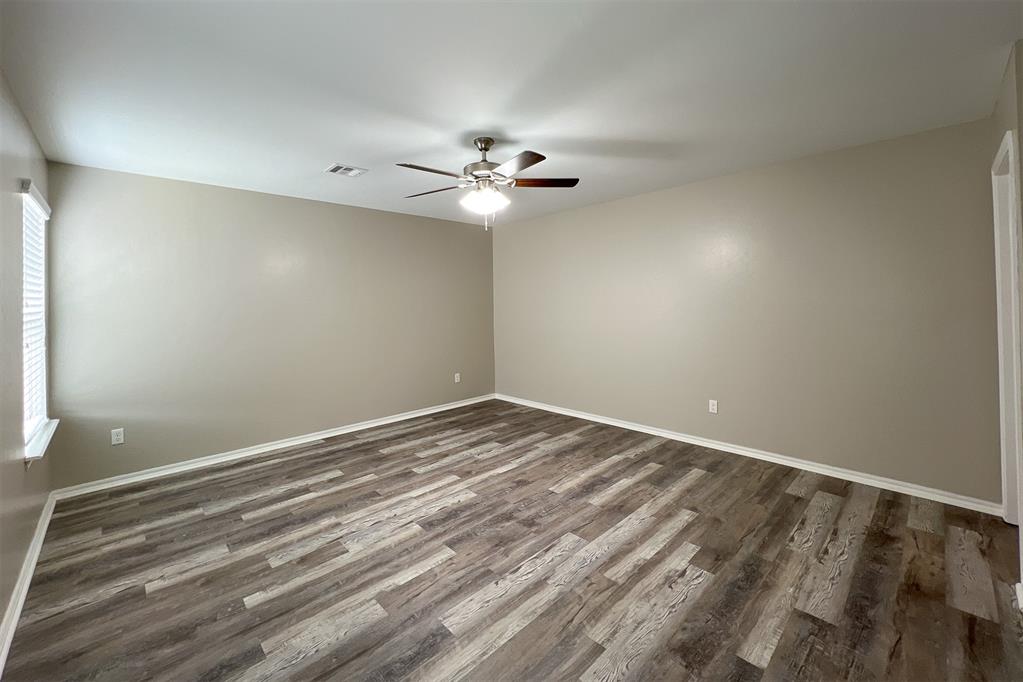 737 Christian Lane Property Photo 12