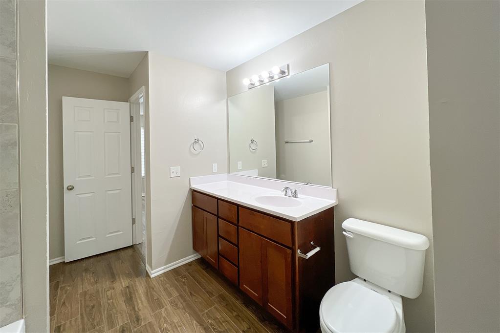 737 Christian Lane Property Photo 14
