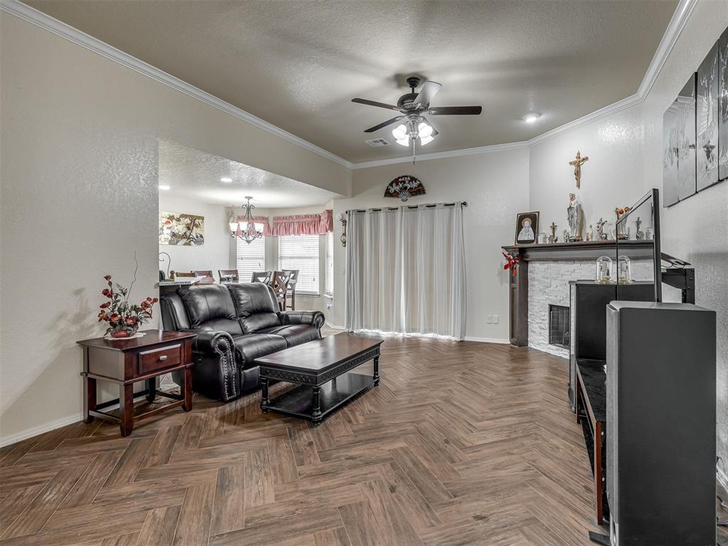 9620 Blue Bonnet Place Property Photo 3