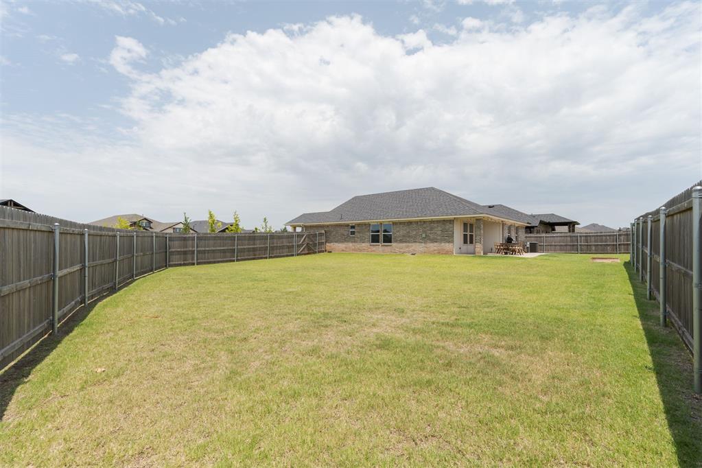 3801 Nw 175th Street Property Photo 41