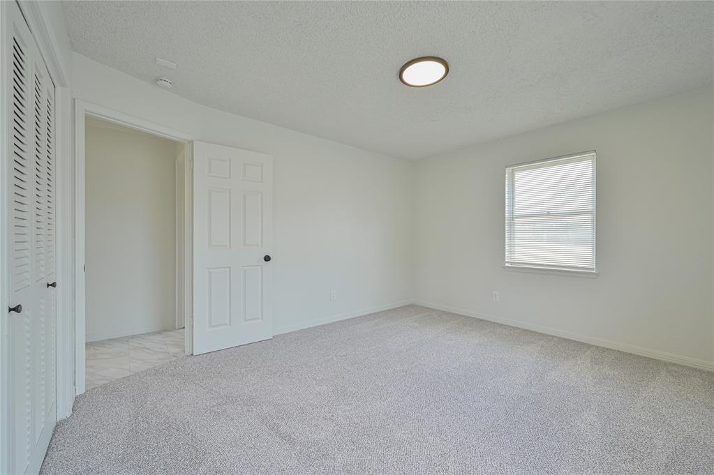 1901 Ne 54th Street Property Photo 15