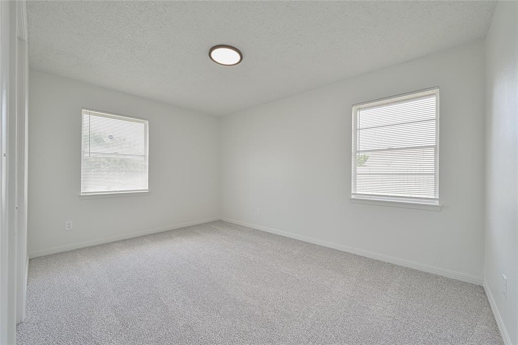 1901 Ne 54th Street Property Photo 23