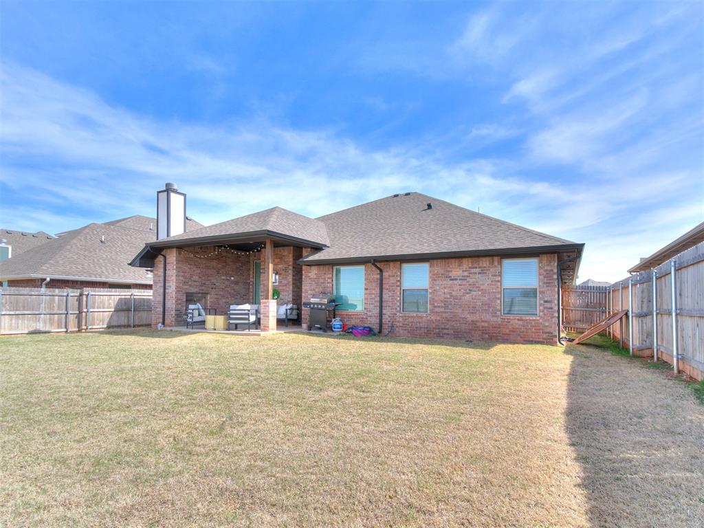 18709 Grove Parkway Property Photo 48