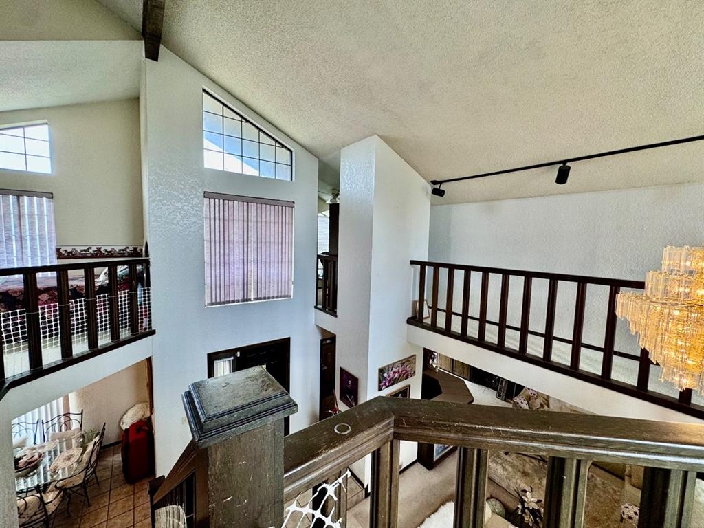 2825 Tealwood Drive Property Photo 15