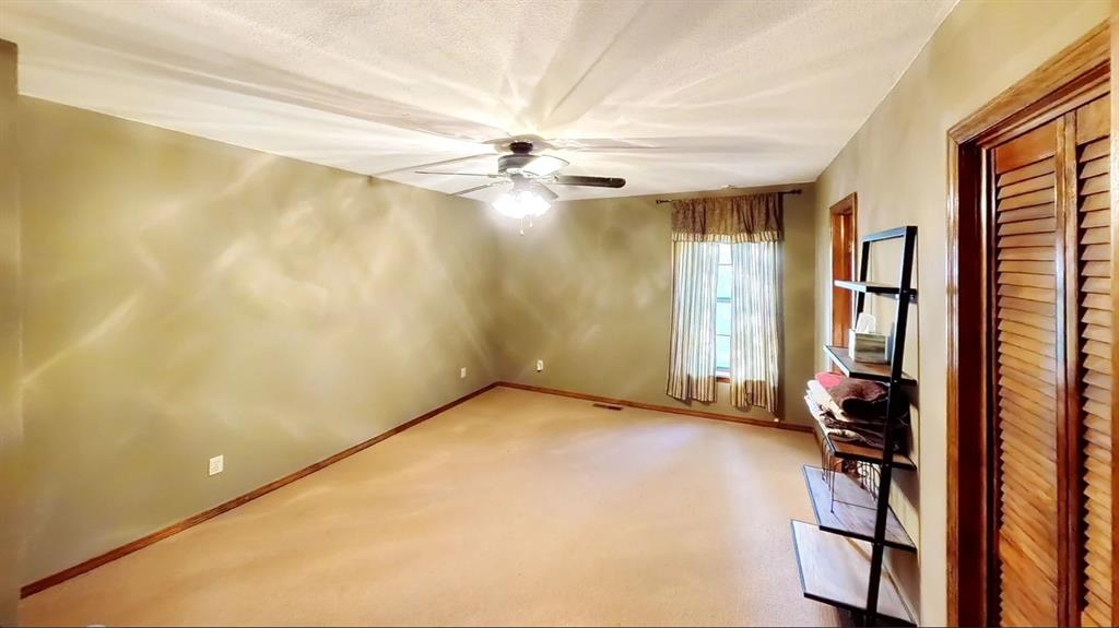 32131 S 516 Road Property Photo 8