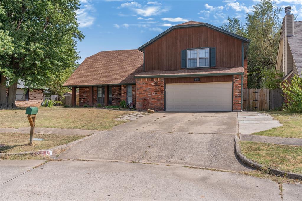 212 Americana Court Property Photo 2