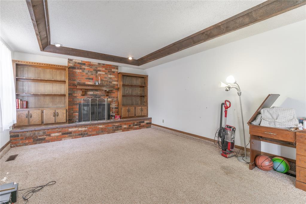 212 Americana Court Property Photo 19