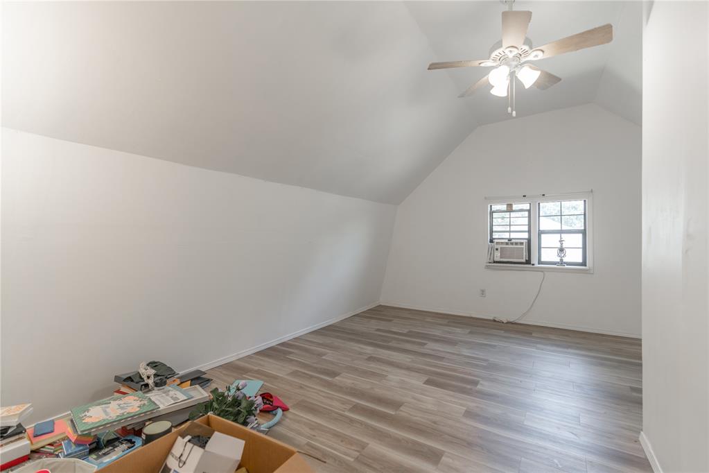 212 Americana Court Property Photo 29