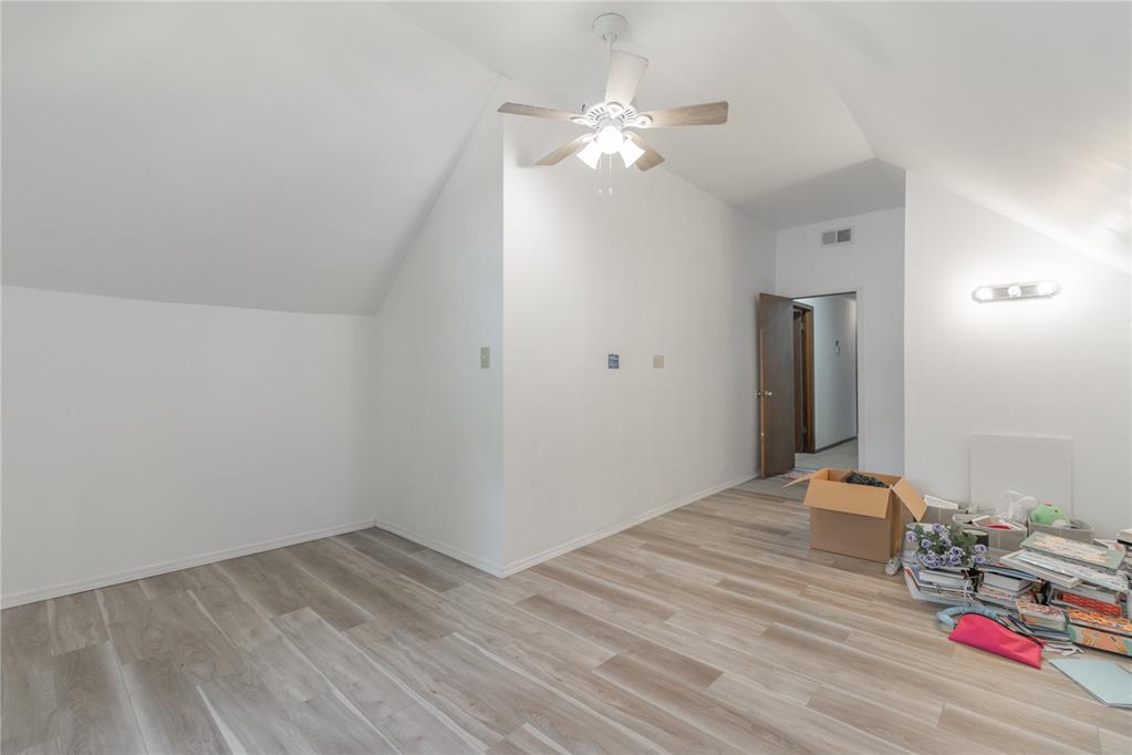 212 Americana Court Property Photo 30