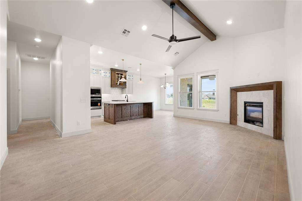 4908 Vine Cliff Road Property Photo 3