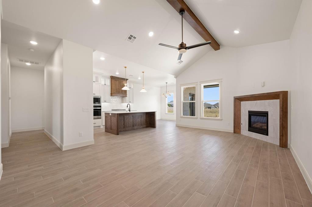 4908 Vine Cliff Road Property Photo 3