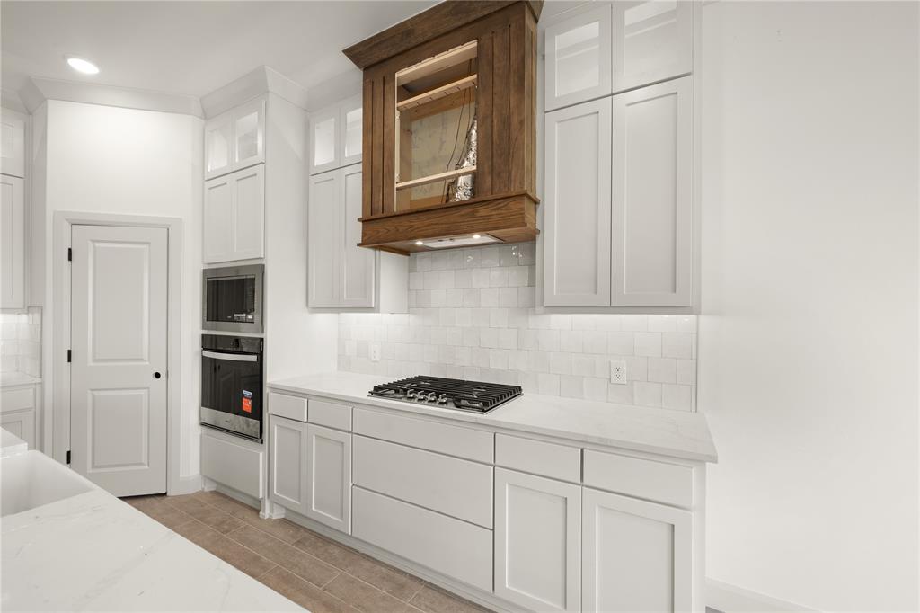 4908 Vine Cliff Road Property Photo 11