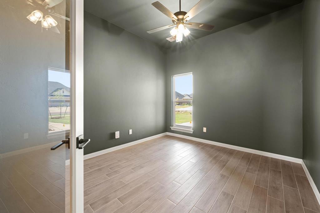 4908 Vine Cliff Road Property Photo 15