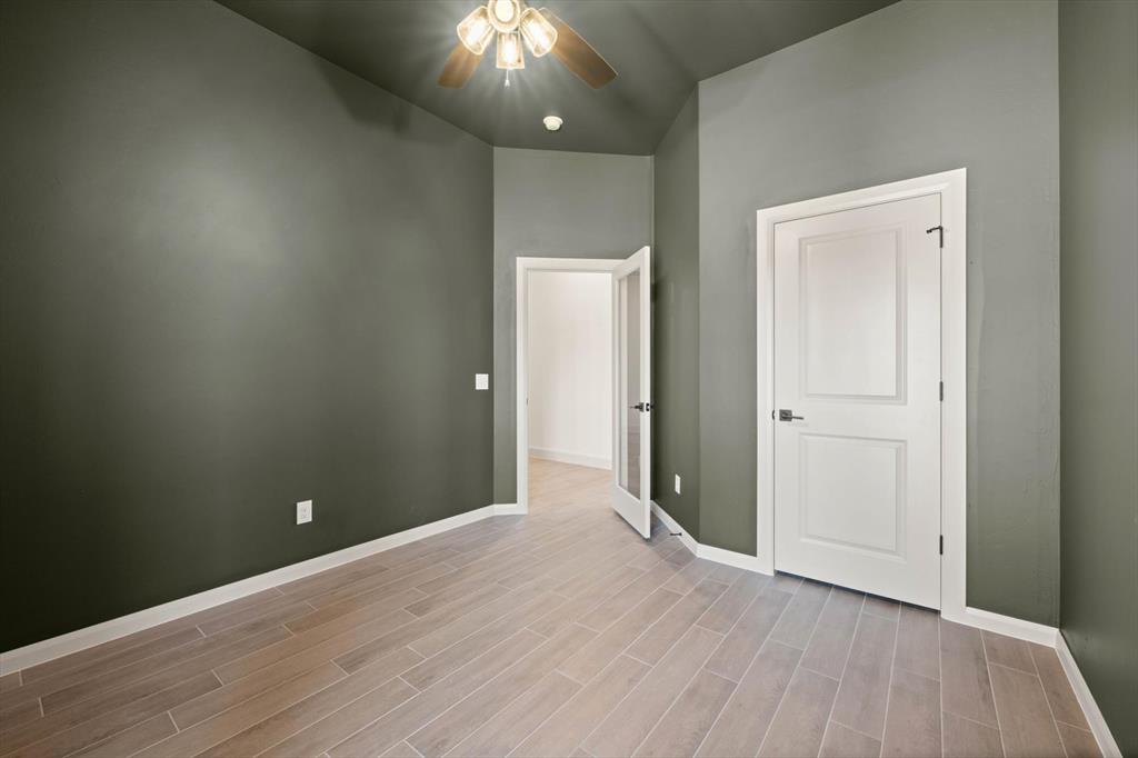4908 Vine Cliff Road Property Photo 16