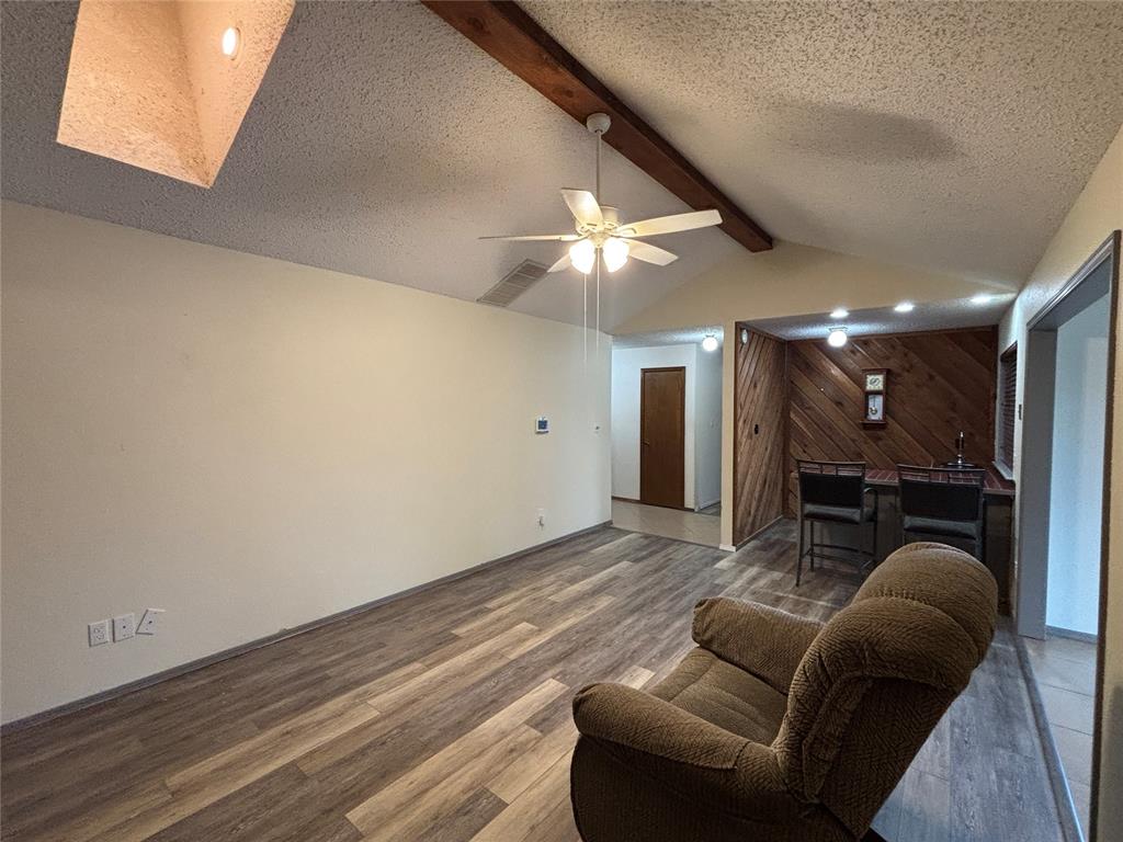 417 Boulder Court Property Photo 7