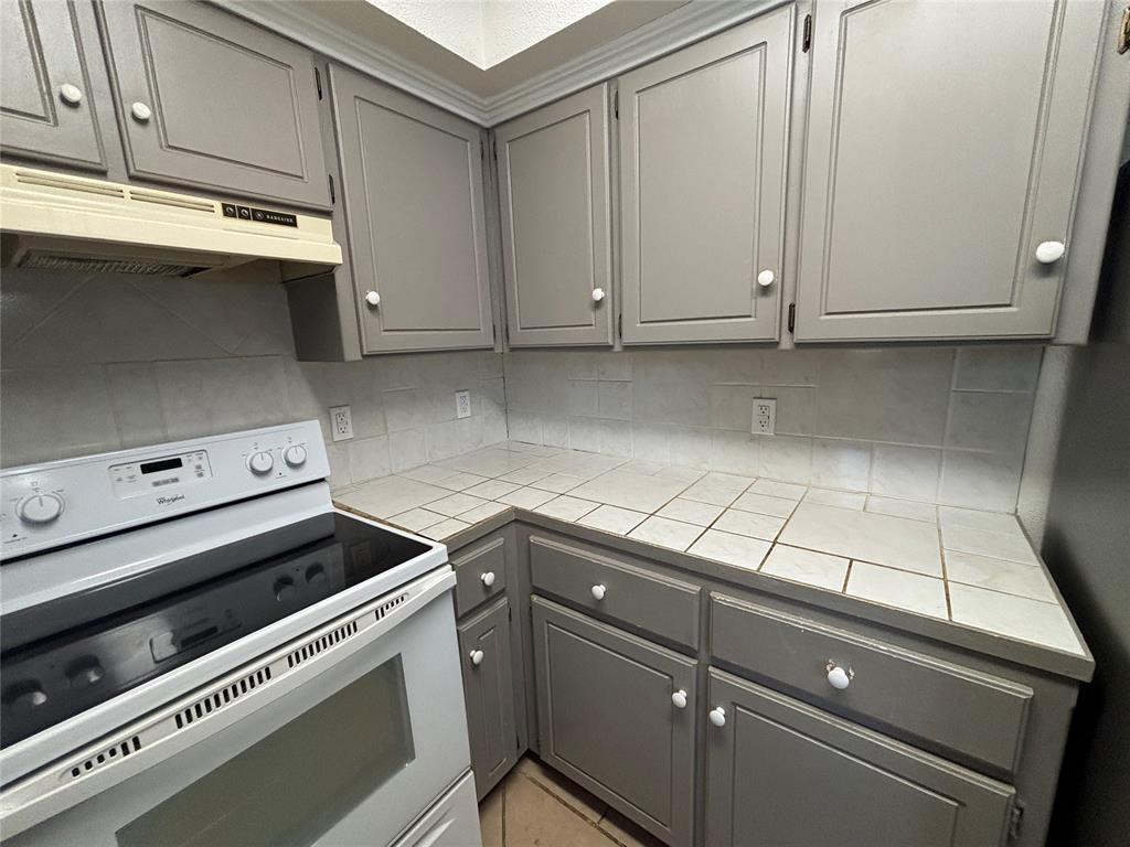 417 Boulder Court Property Photo 15