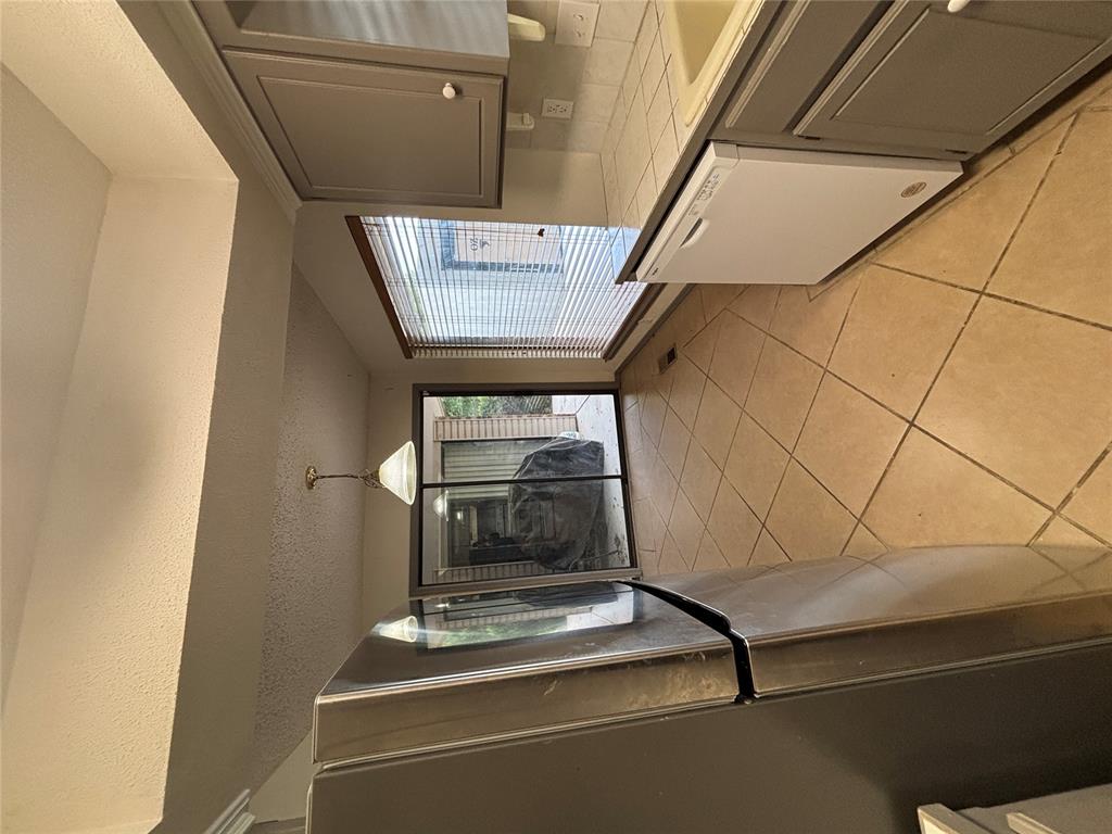 417 Boulder Court Property Photo 16