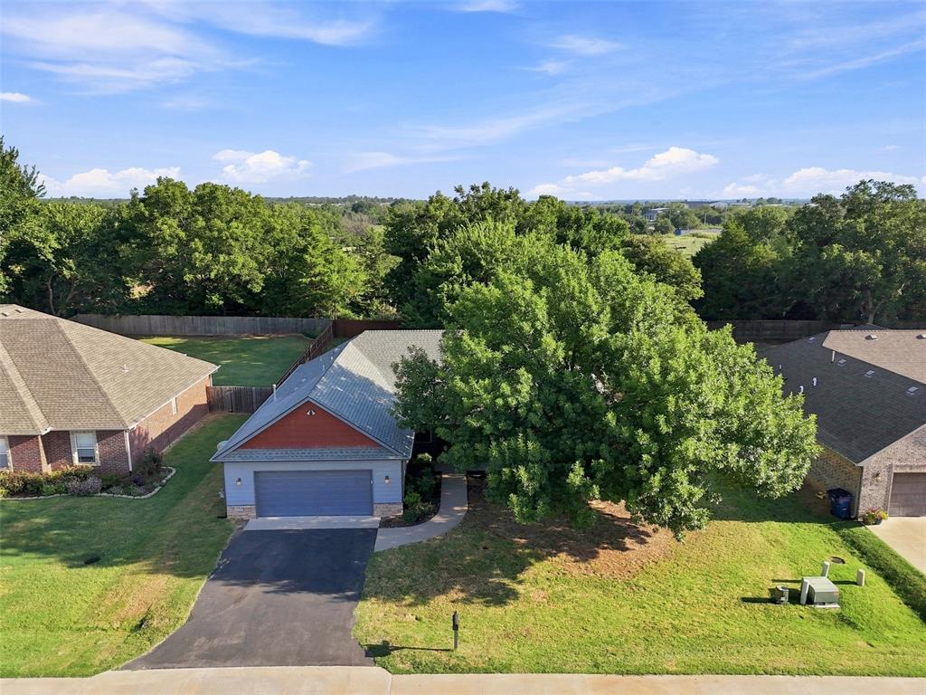 4824 W Oakcrest Road Property Photo 6