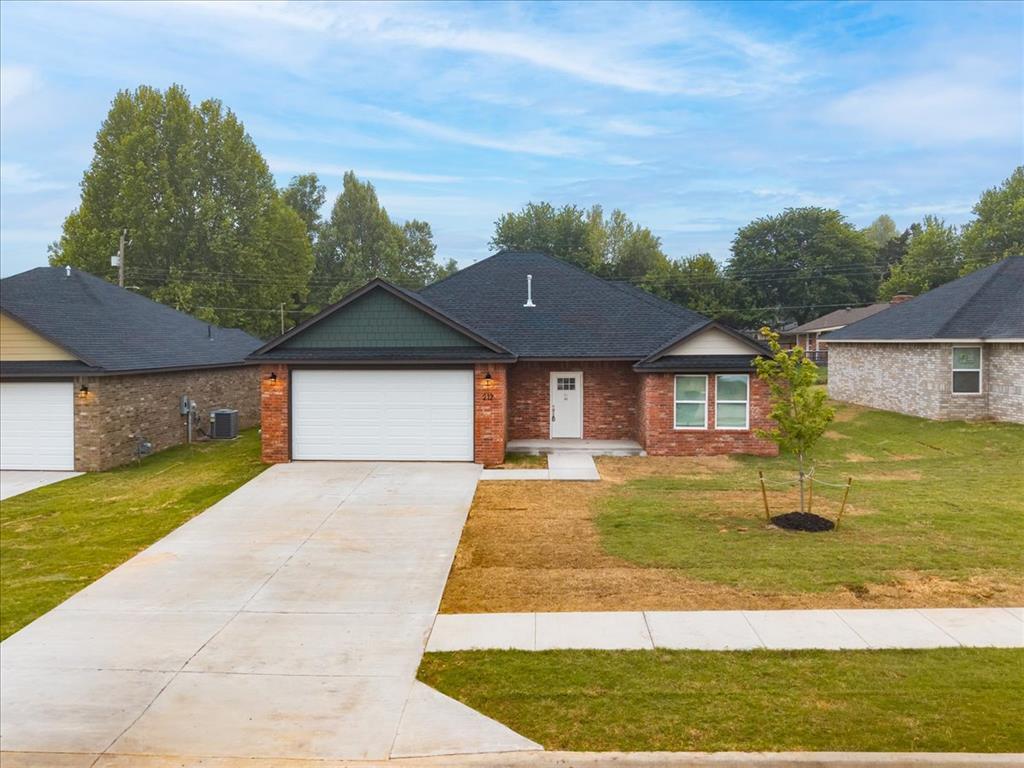 212 E Abbot Lane Property Photo 1