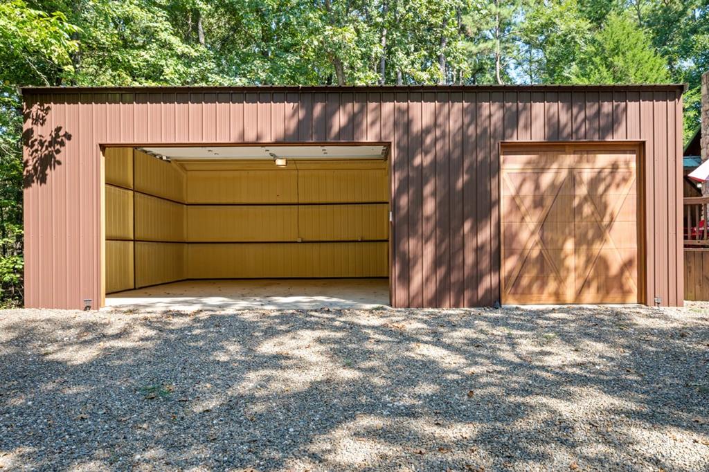 123 Alexis Lane Property Photo 18