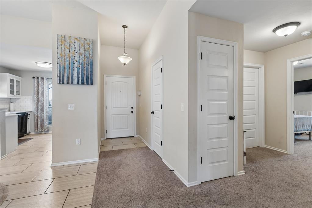 11024 Nw 95th Street Property Photo 4
