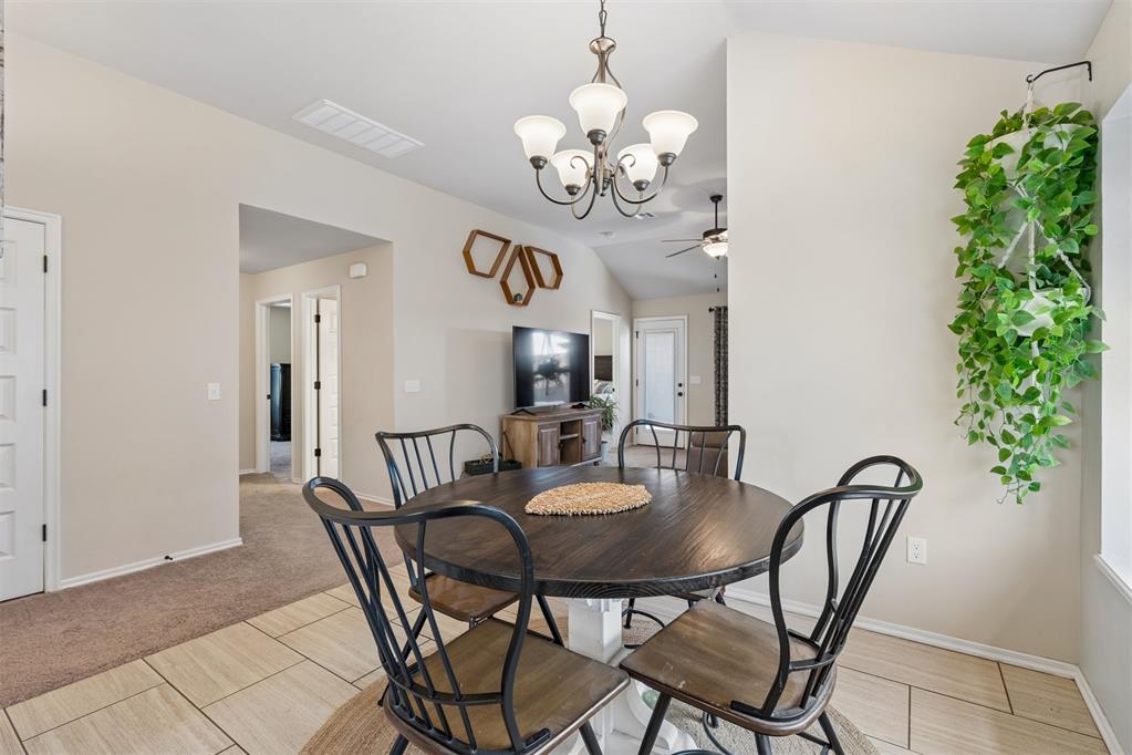 11024 Nw 95th Street Property Photo 10