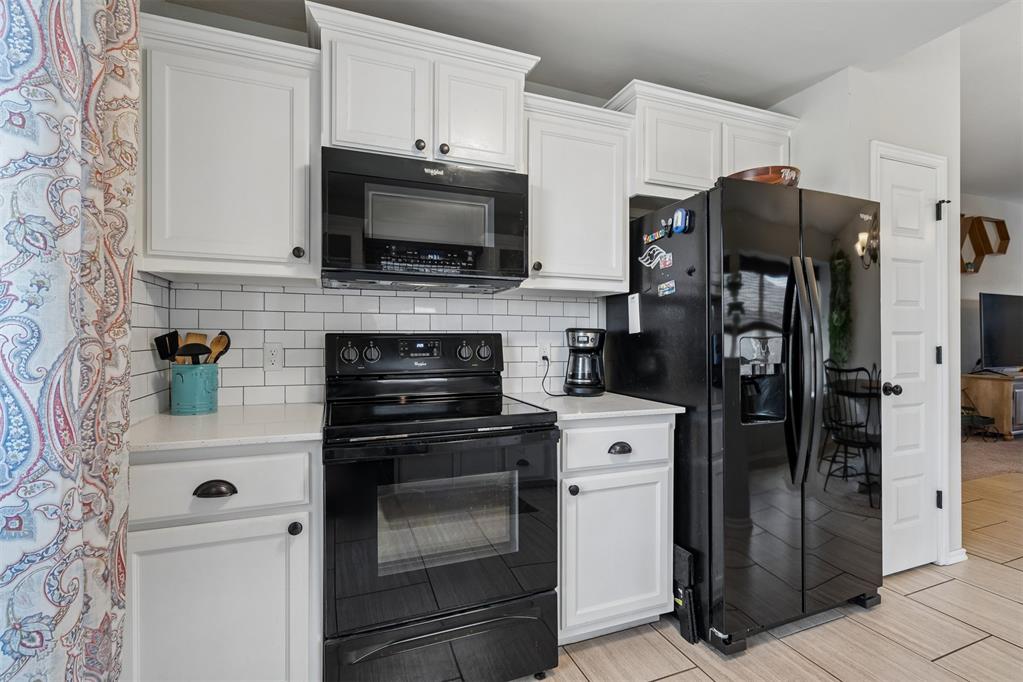 11024 Nw 95th Street Property Photo 14