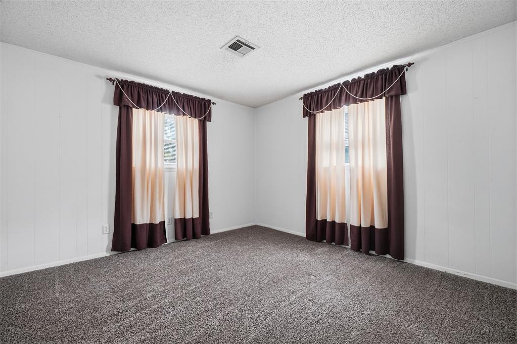 108 N Ann Street Property Photo 21