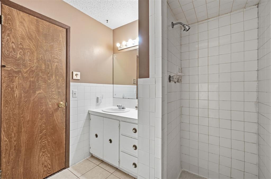 108 N Ann Street Property Photo 23