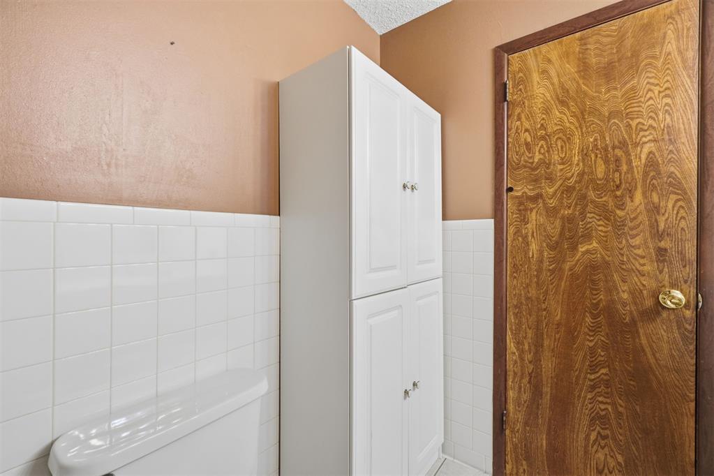 108 N Ann Street Property Photo 26