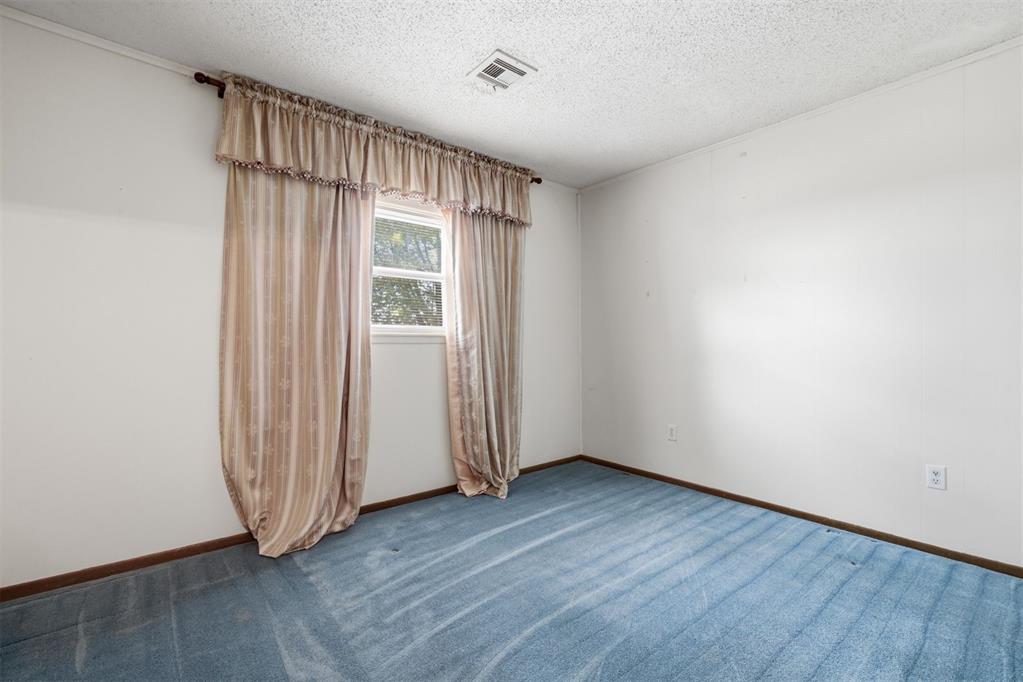108 N Ann Street Property Photo 28