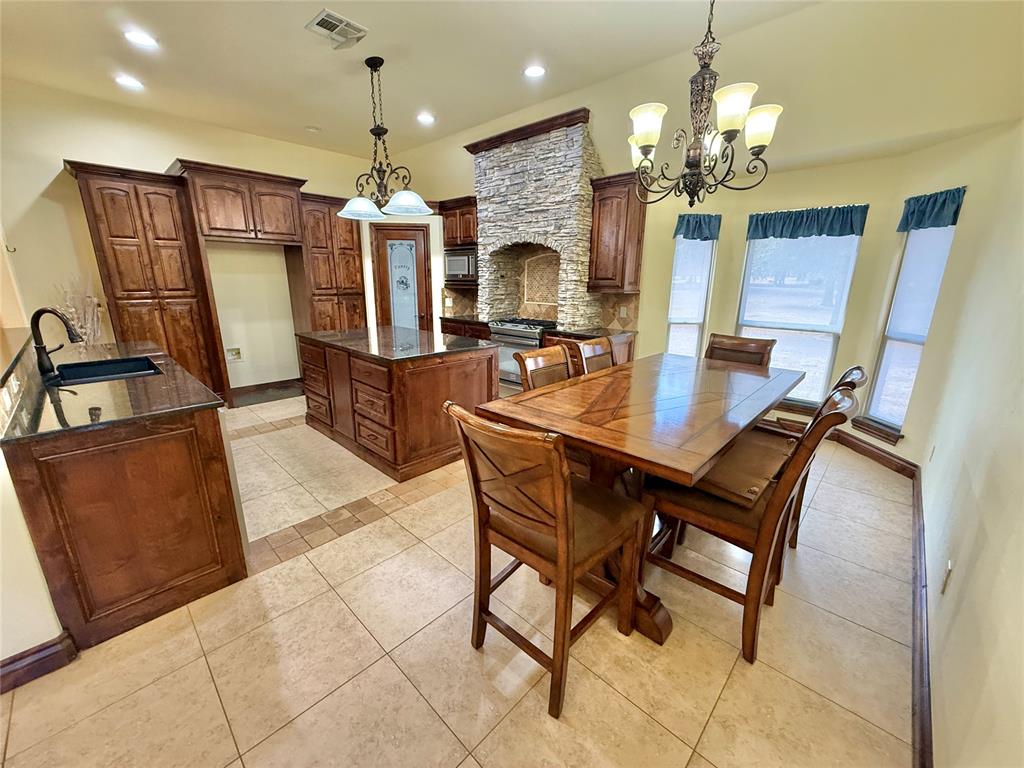 17820 Se 104th Street Property Photo 3