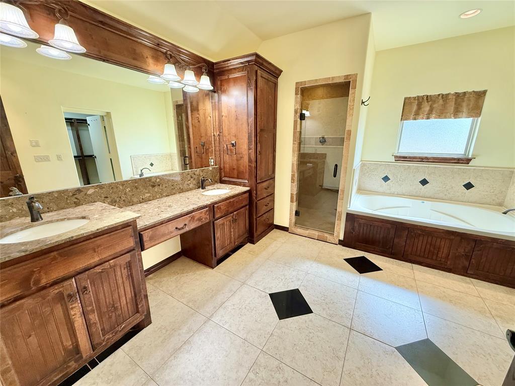 17820 Se 104th Street Property Photo 25