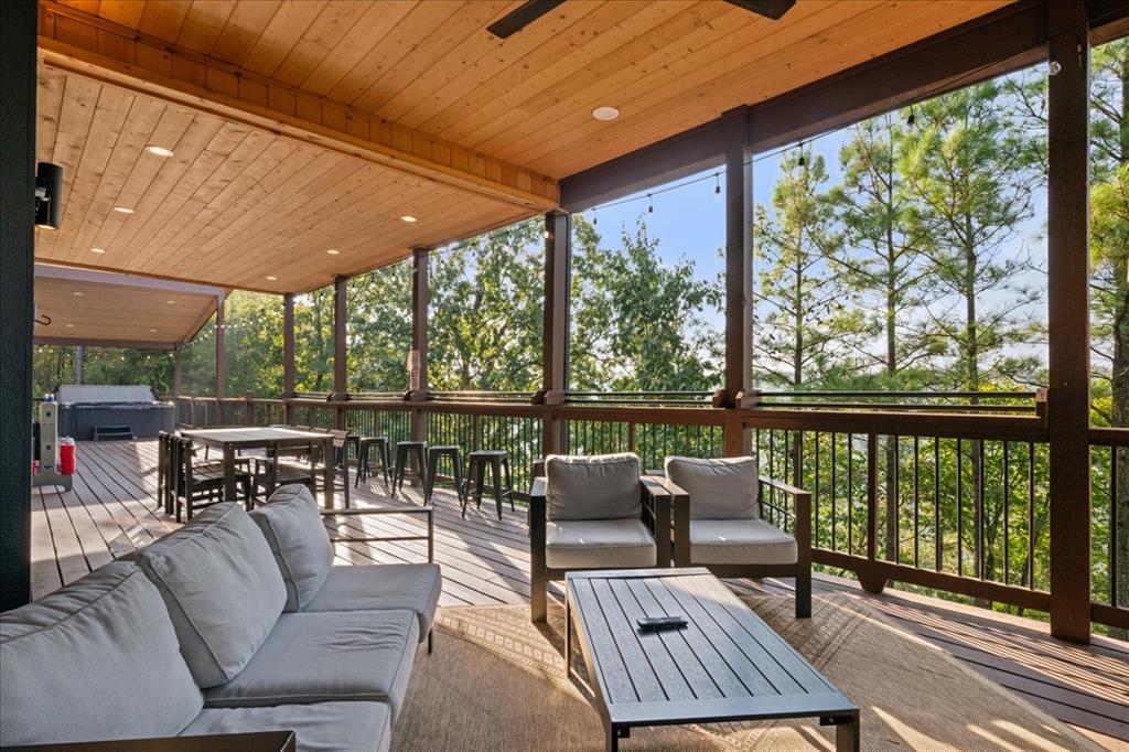 300 Evergreen Vista Loop Property Photo 8