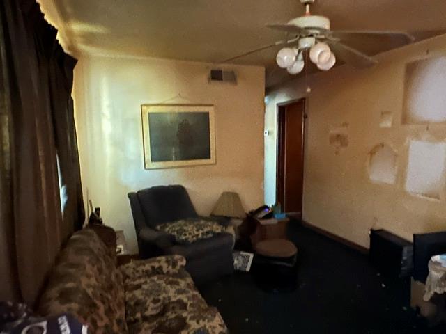 4708 Nw 16th Street Property Photo 2