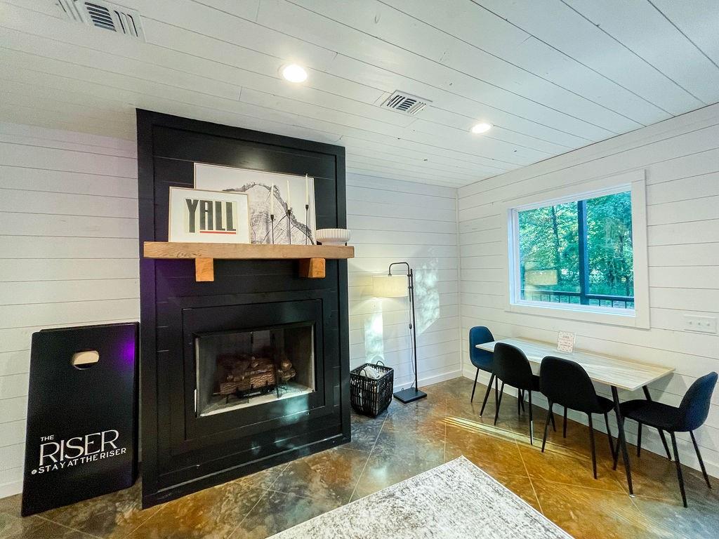 47 Honor Court Property Photo 16