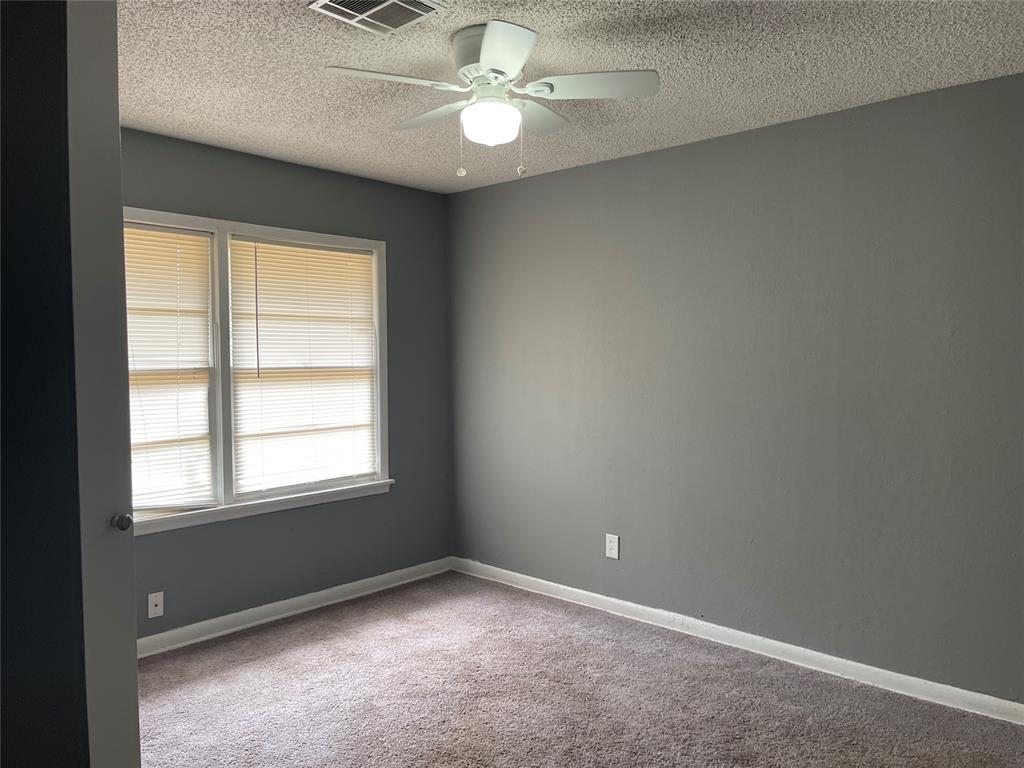 1034 Jasmine Lane Property Photo 6