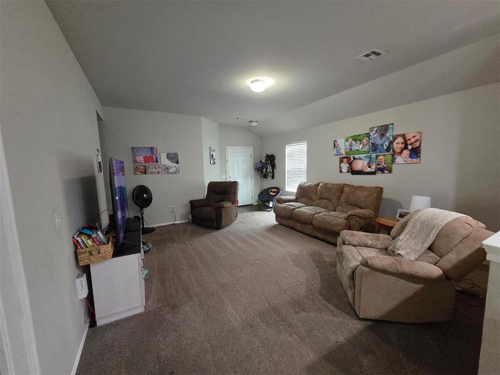 13204 Beekman Drive Property Photo 4